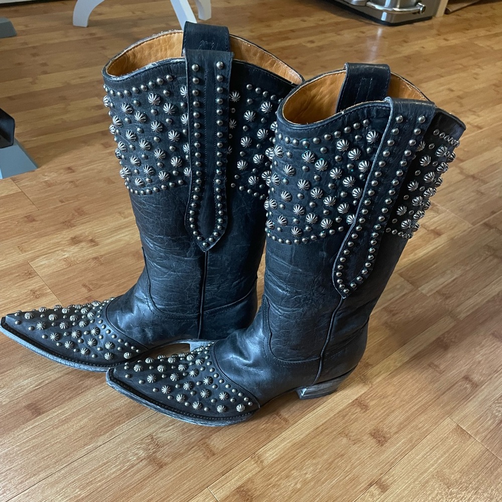 Old Gringo Leigh Ann black studded cowgirl boots